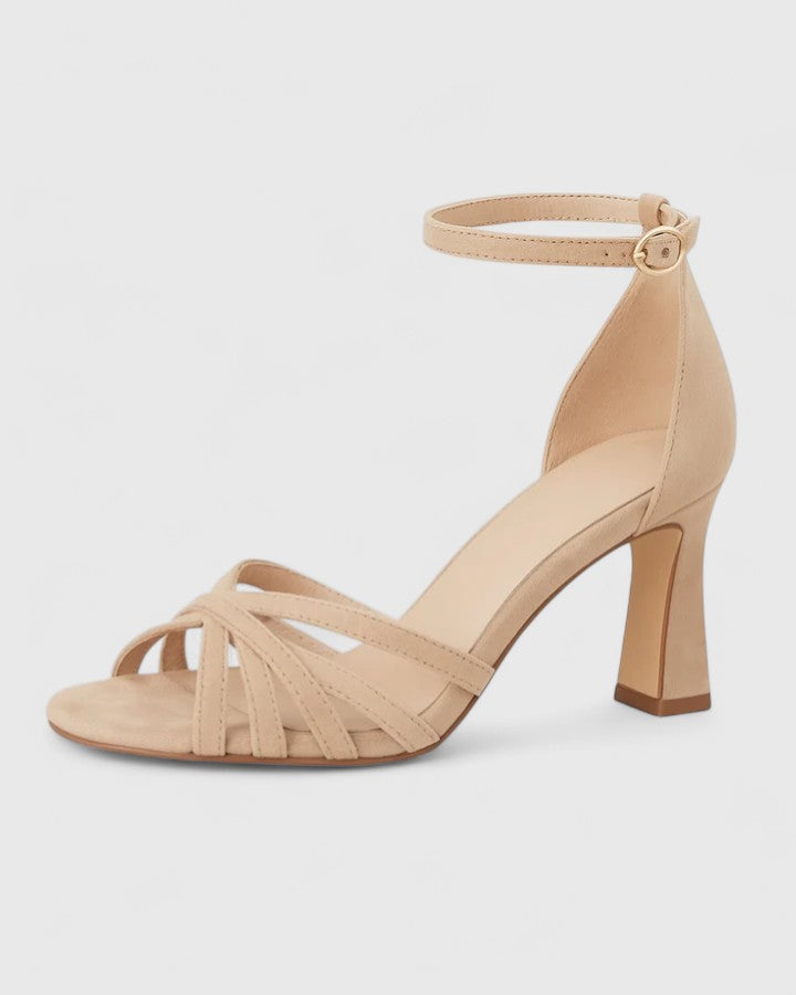 VEGA | TACONES CASUALES — imagen 2 — Color: Beige