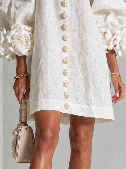 Chiara | Vestido mini de mezcla de lino con puños rosas, blanco