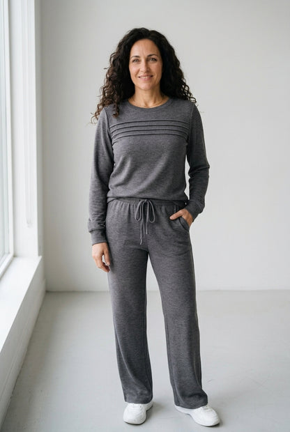Lorena conjunto de punto gris oscuro